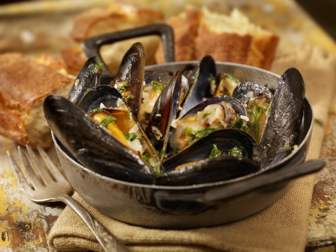 Mussels in a Butter and White Wine Sauce with Garlic, Pepper and Fresh Parsley 